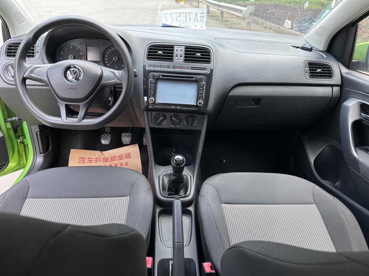 Volkswagen Polo 2014 thumb 3