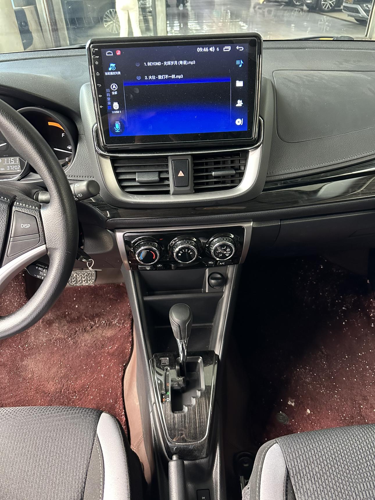 Toyota Yaris 2022 thumb 5