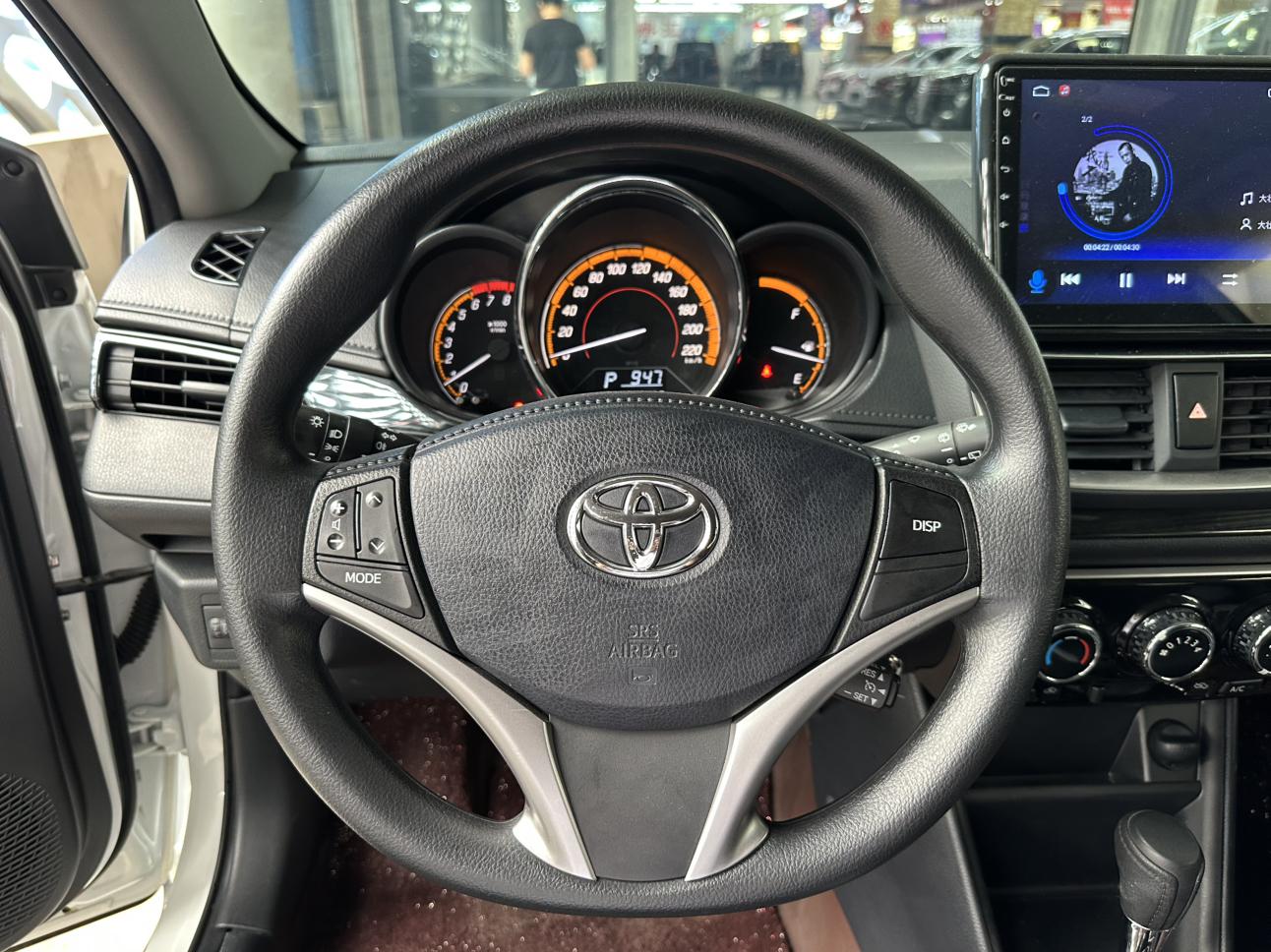 Toyota Yaris 2022 thumb 9