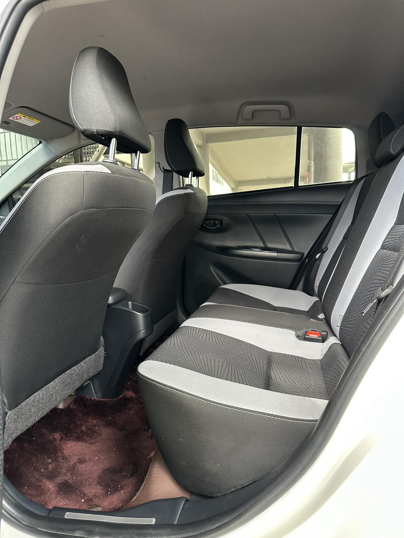 Toyota Yaris 2022 thumb 11