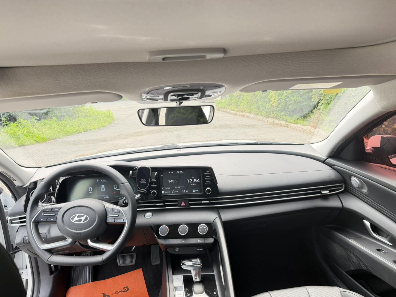 Hyundai Elantra 2023 thumb 8