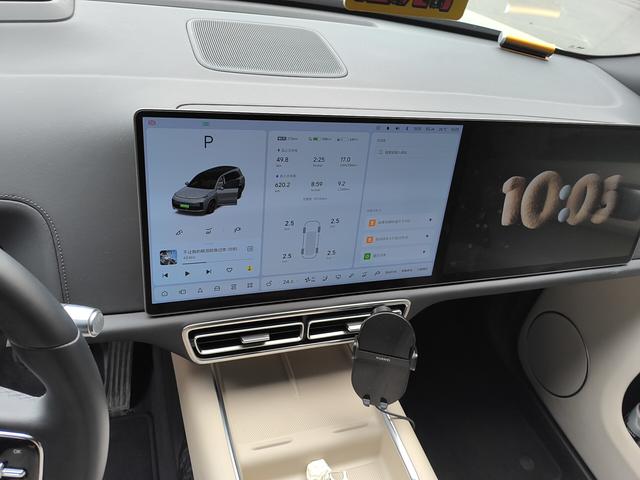 Lixiang (Li Auto) L9 2022 thumb 10