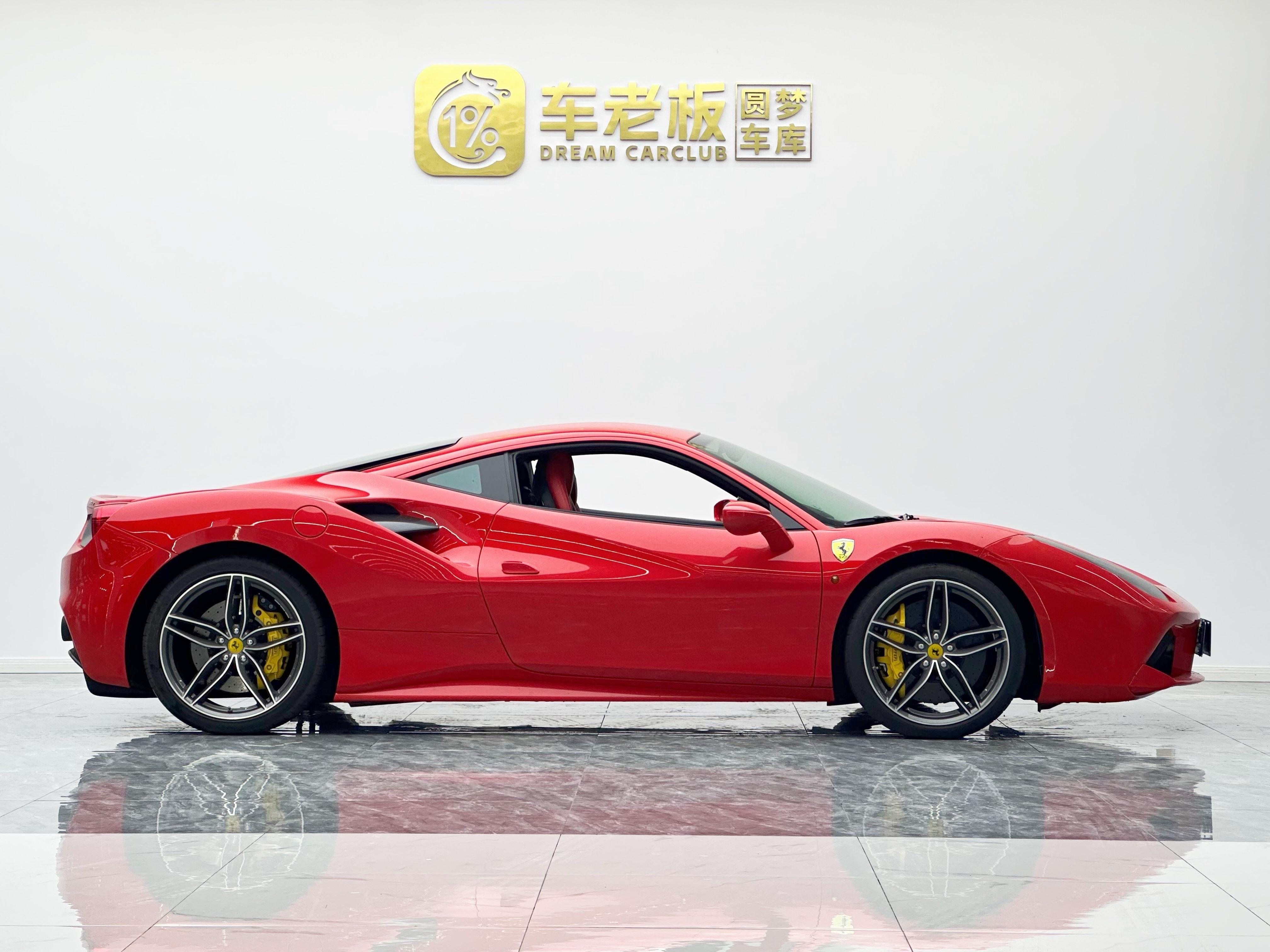 Ferrari 488 2015 thumb 5