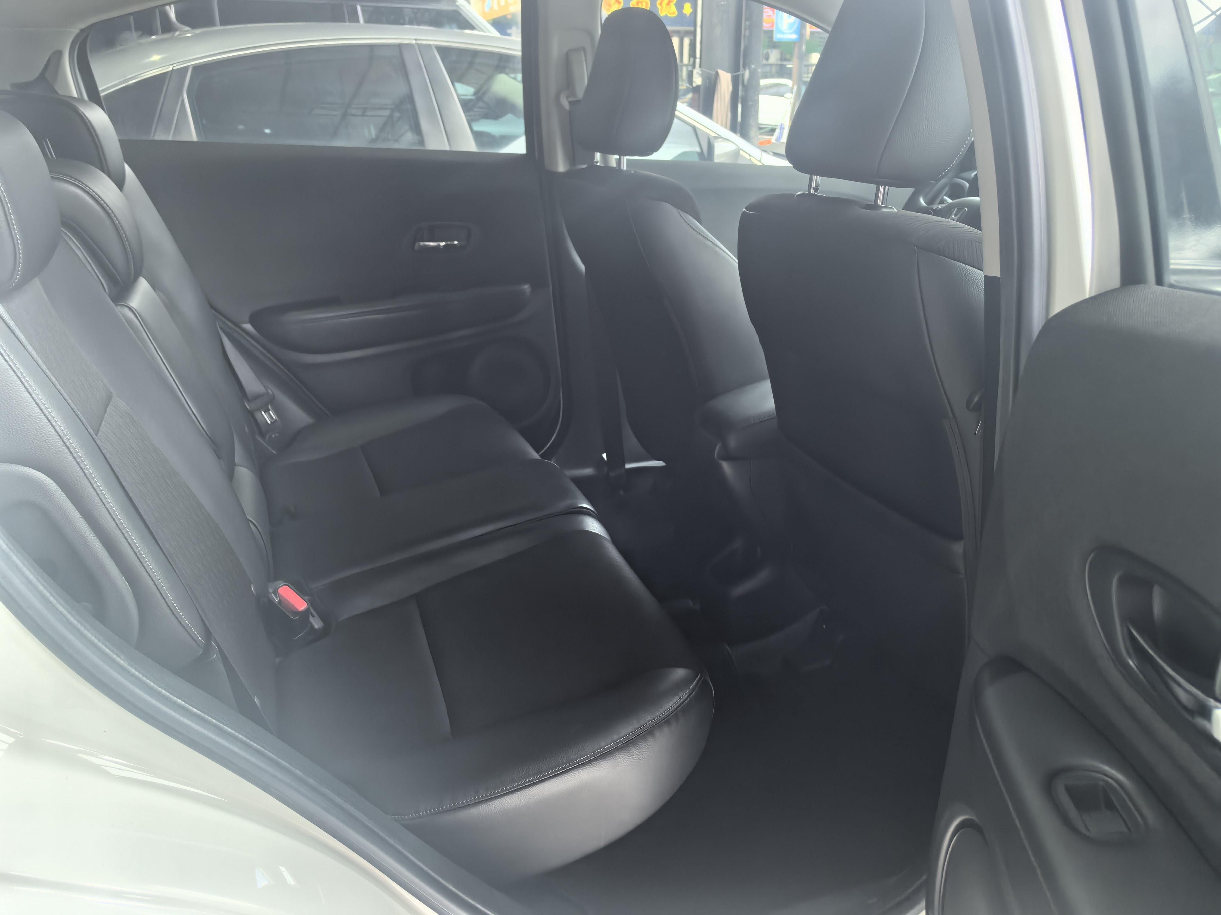 Honda Vezel 2020 thumb 12