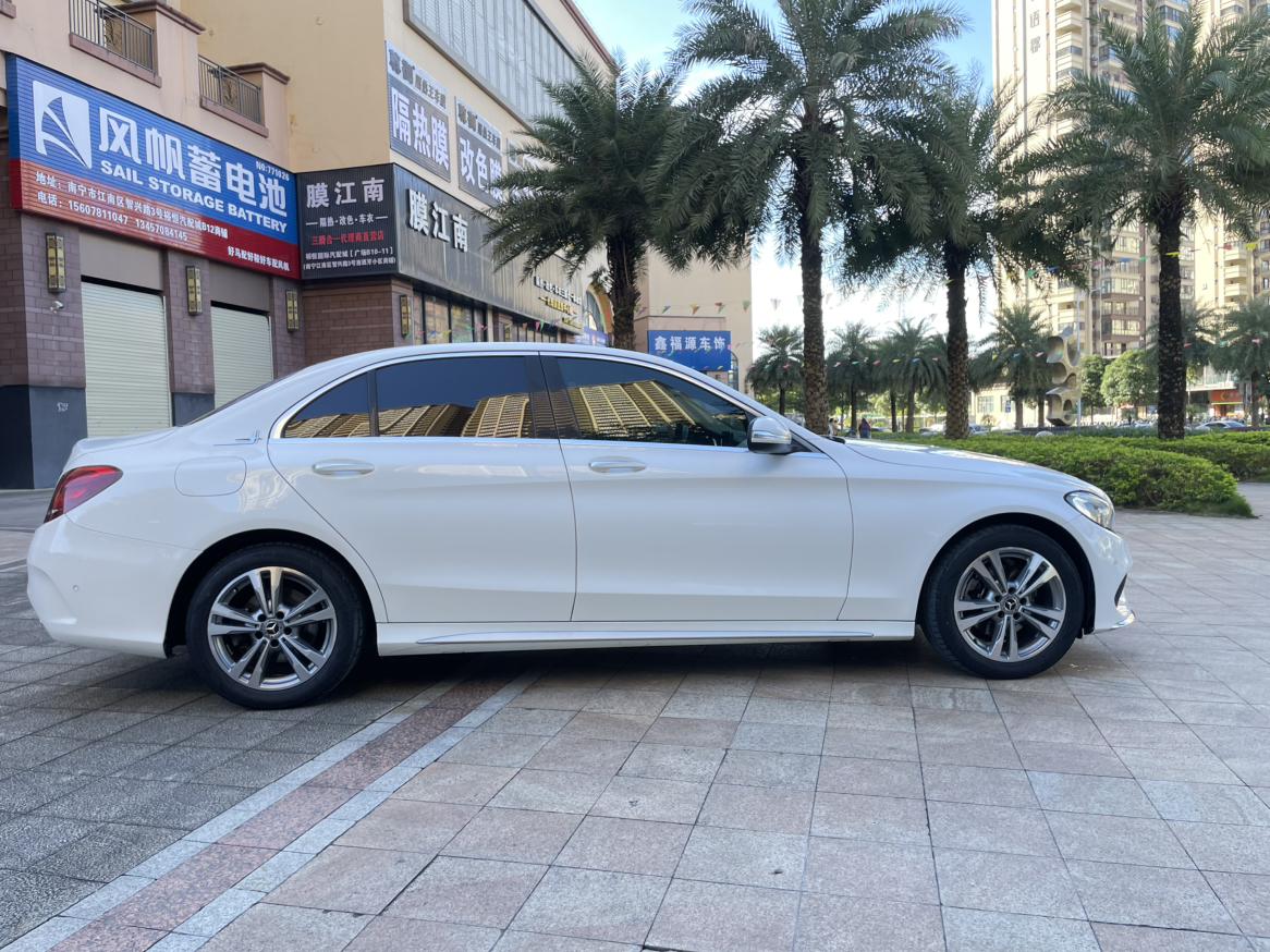 Mercedes-Benz C-Класс 2017 thumb 7