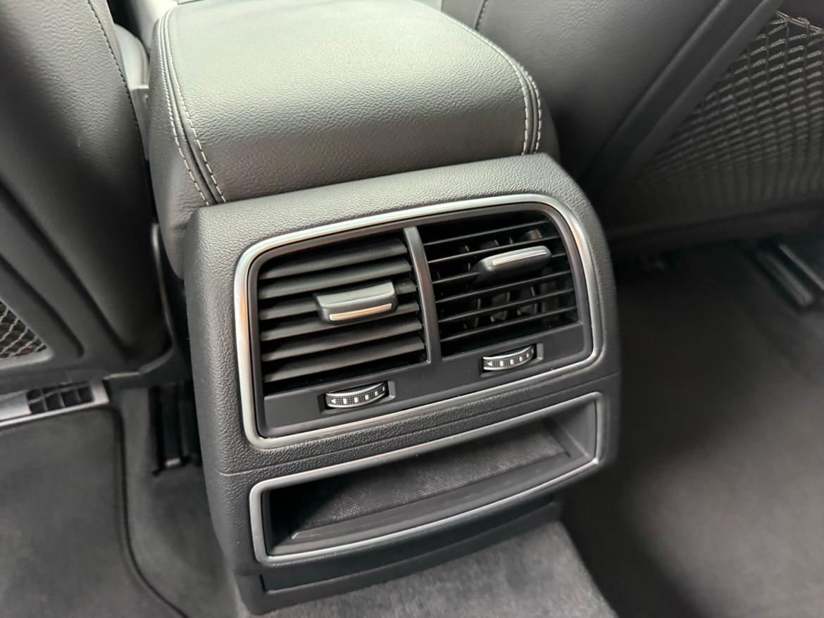 Audi A6 2018 thumb 10
