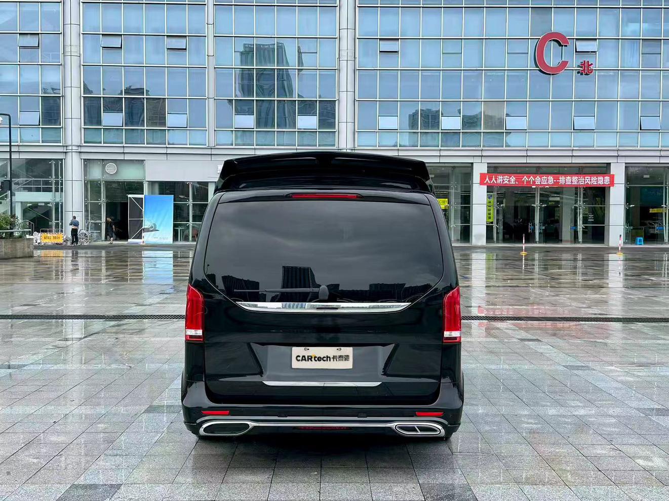 Mercedes-Benz V-Класс 2022 thumb 3