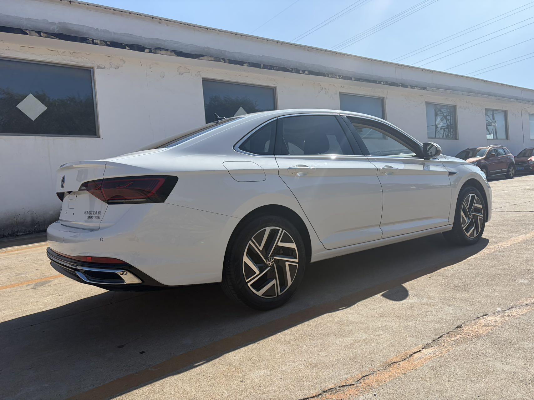 Volkswagen Sagitar 2023 thumb 4