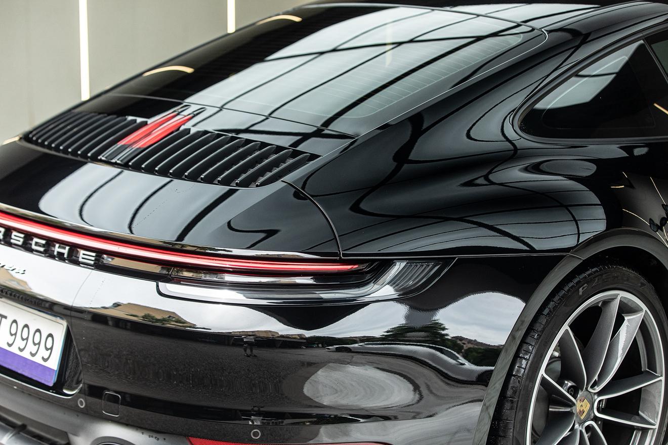 Porsche 911 2022 thumb 3