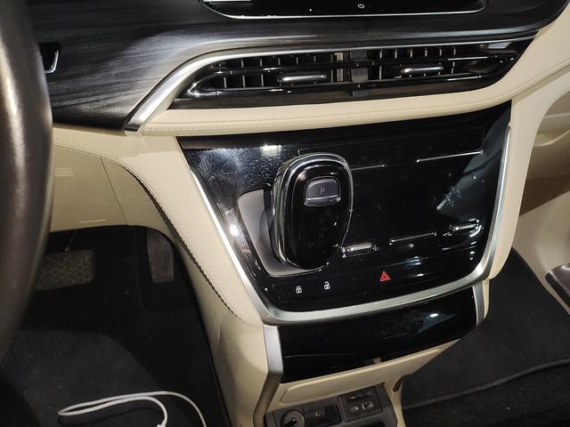 Buick GL8 2022 thumb 12
