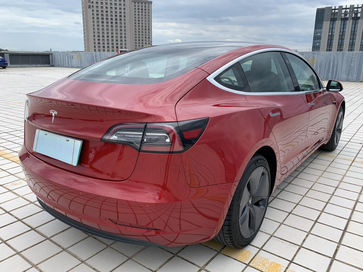 Tesla Model 3 2019 thumb 4