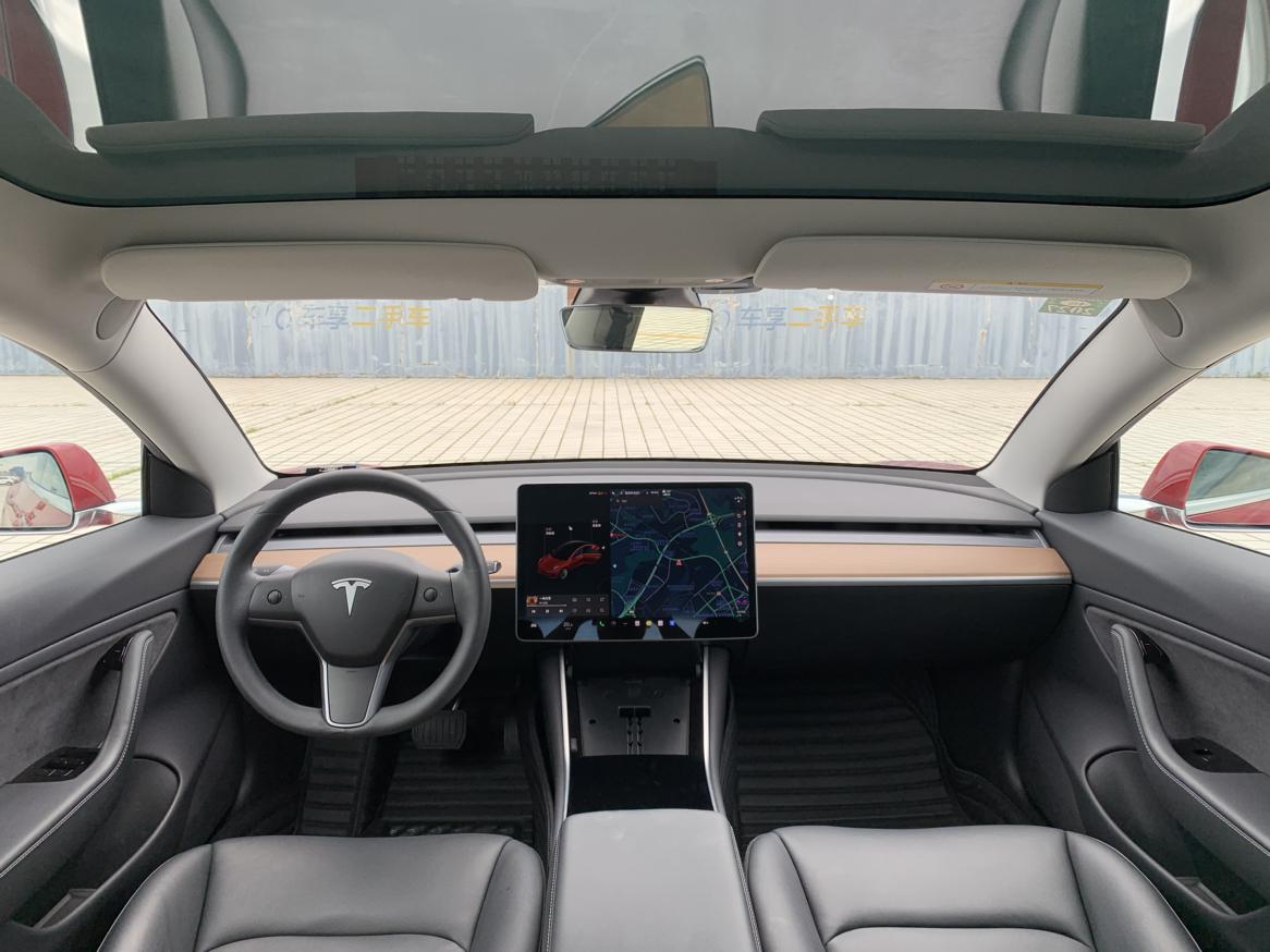 Tesla Model 3 2019 thumb 5
