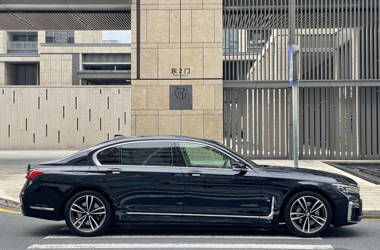 BMW 7 серии 2021 thumb 4