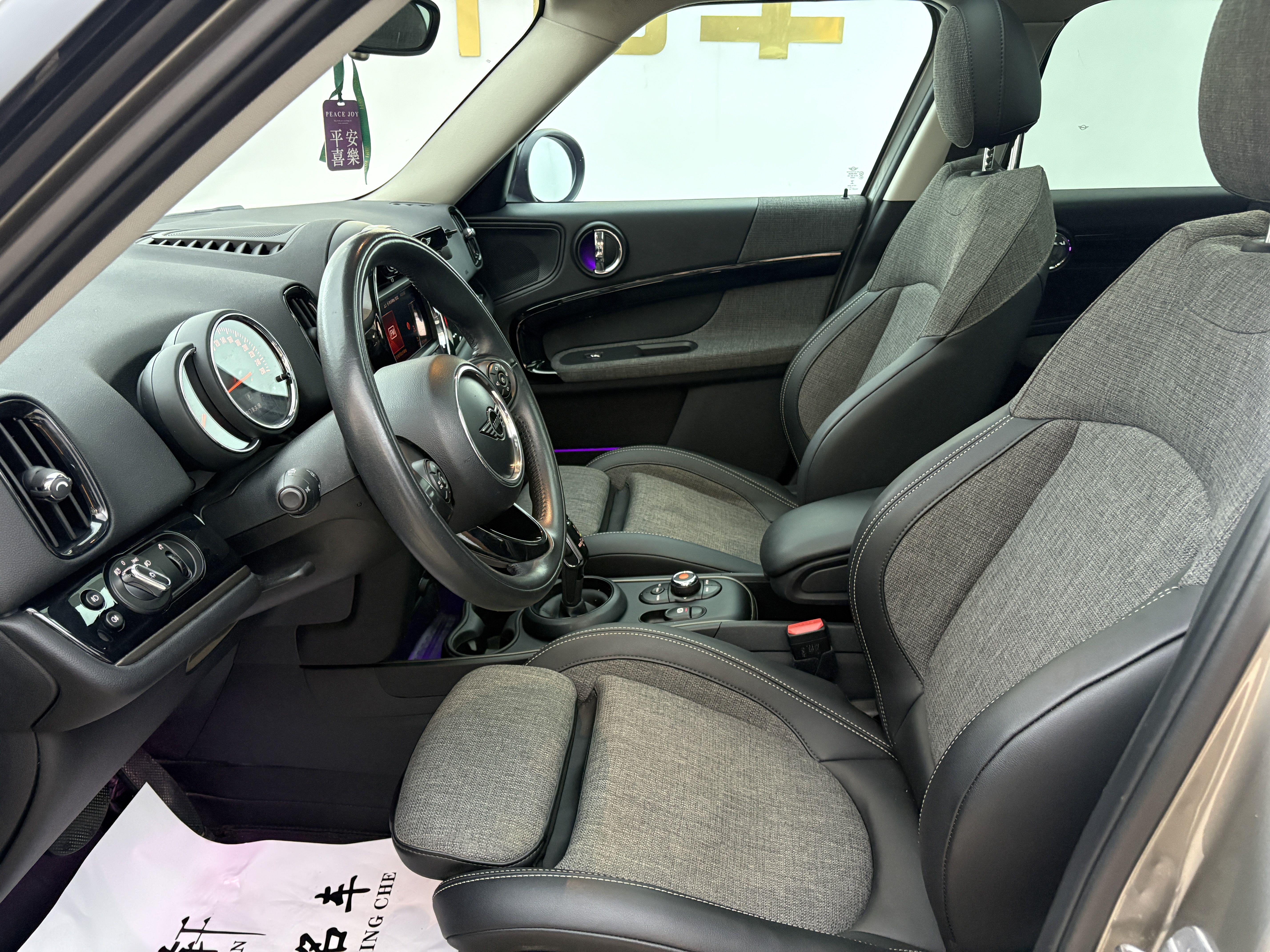Mini Countryman 2019 thumb 10