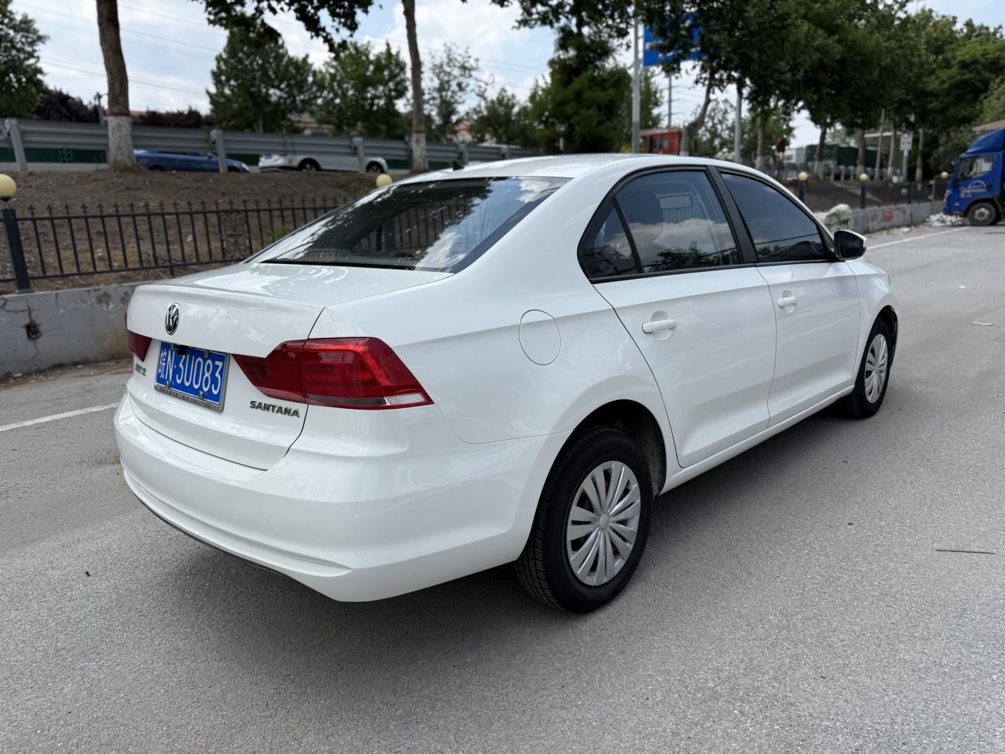 Volkswagen Santana 2021 thumb 4