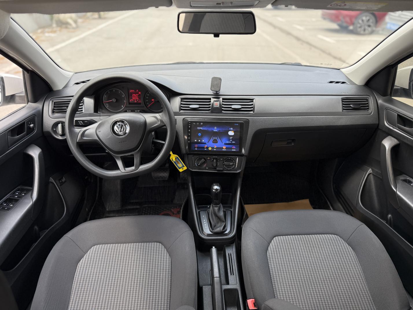 Volkswagen Santana 2021 thumb 5