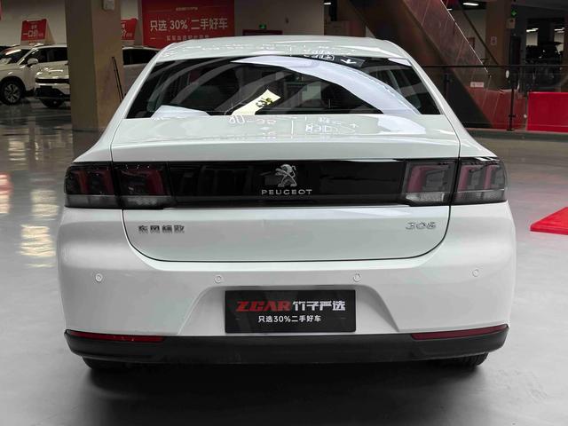 Peugeot 308 2016 thumb 4