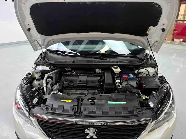 Peugeot 308 2016 thumb 8