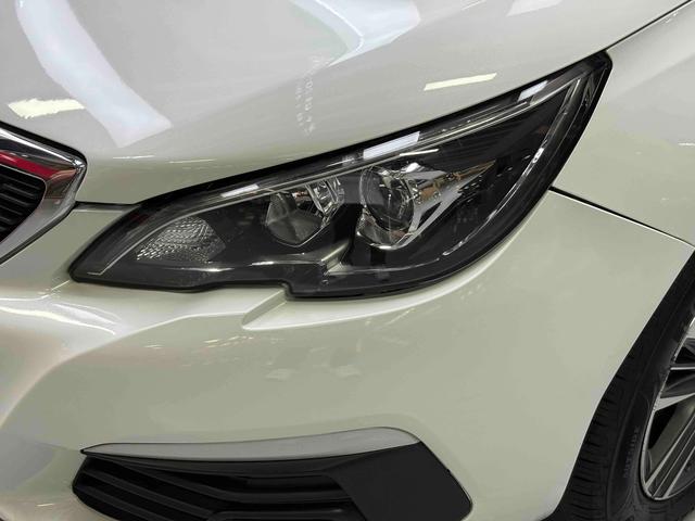 Peugeot 308 2016 thumb 10