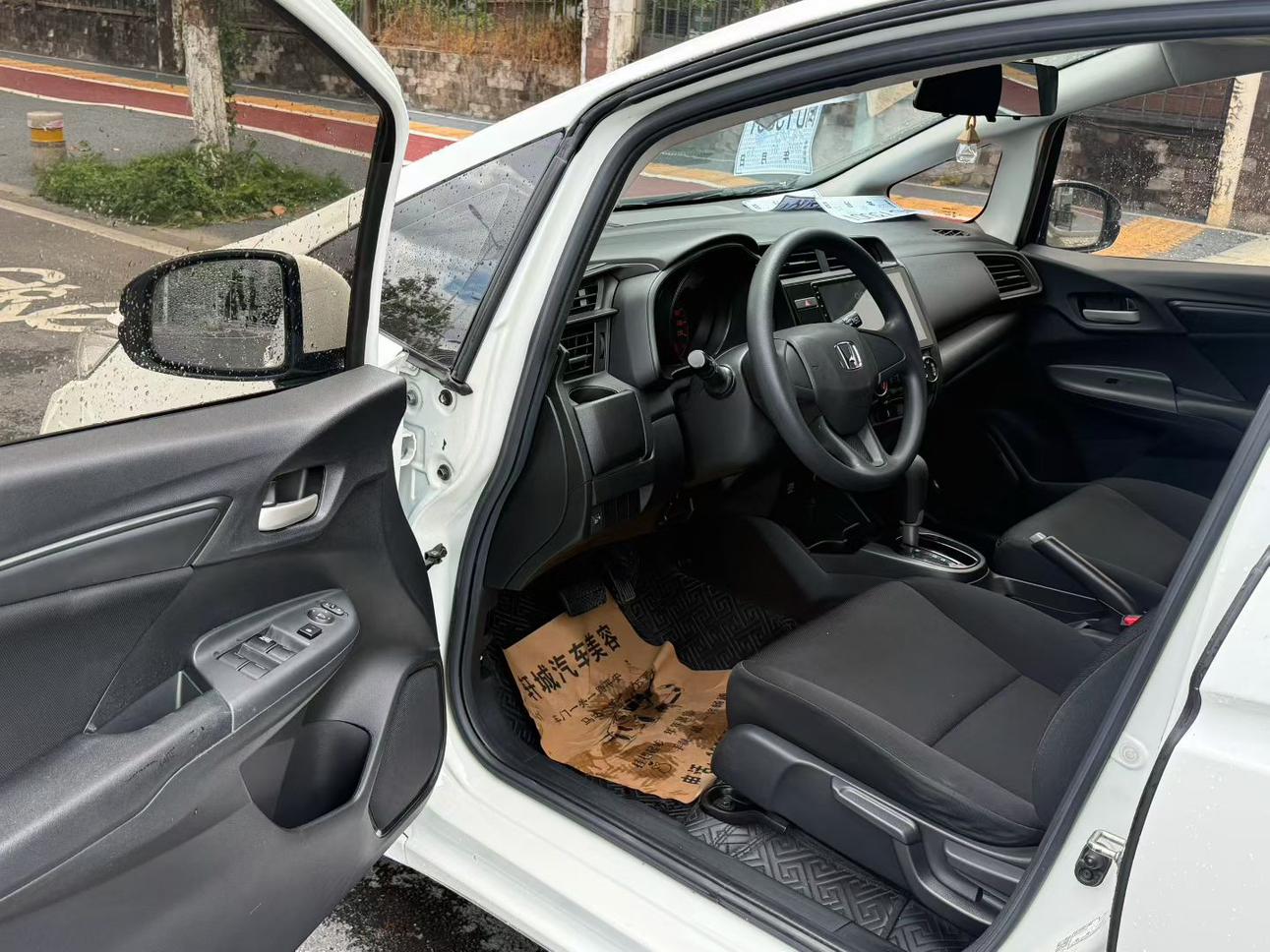 Honda Fit Shuttle 2018 thumb 6