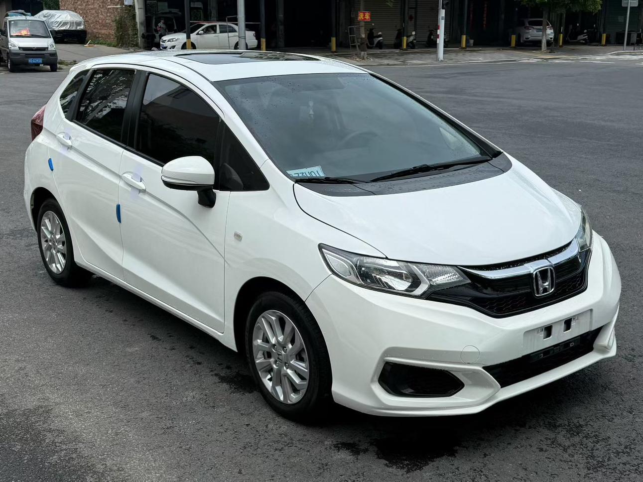 Honda Fit Shuttle 2018 thumb 9