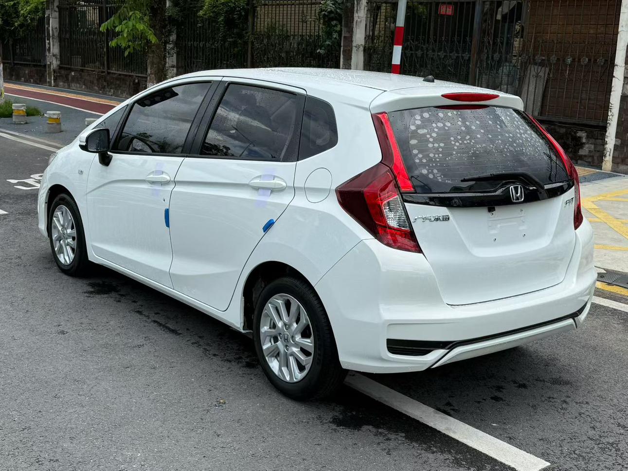 Honda Fit Shuttle 2018 thumb 11