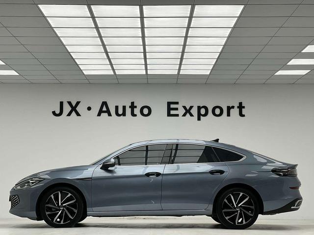 Volkswagen Lamando 2023 thumb 2