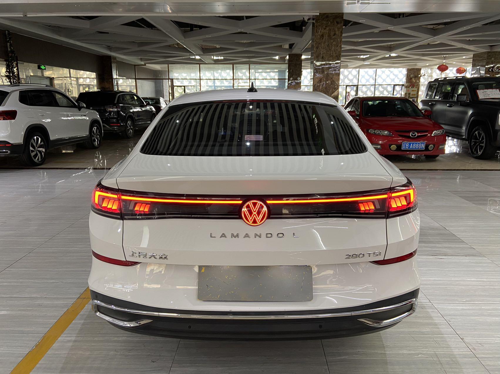 Volkswagen Lamando 2022 thumb 3