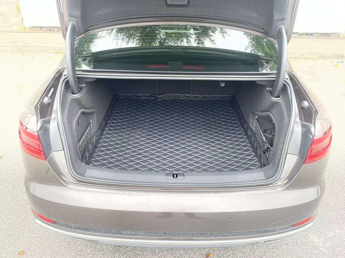 Audi A4 2019 thumb 7