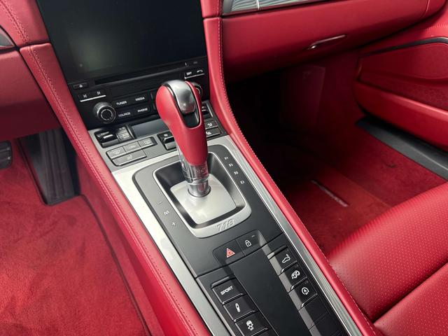 Porsche 718 2023 thumb 9