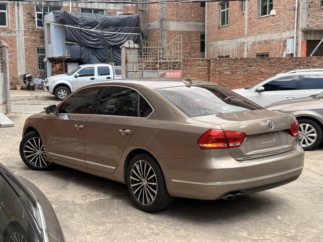 Volkswagen Passat (North America and China) 2015 thumb 11