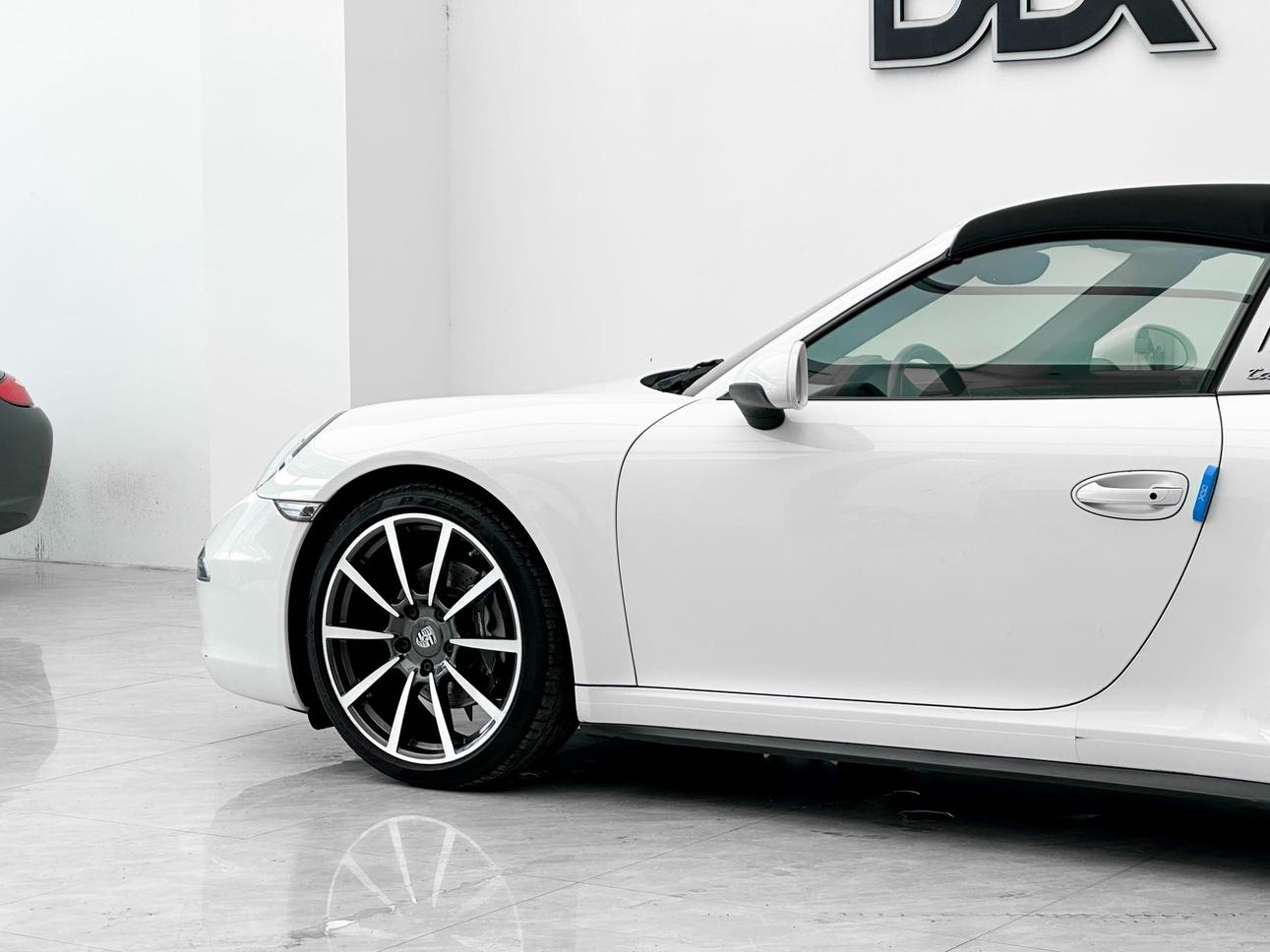 Porsche 911 2014 thumb 6
