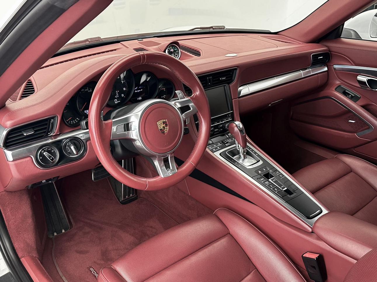 Porsche 911 2014 thumb 8