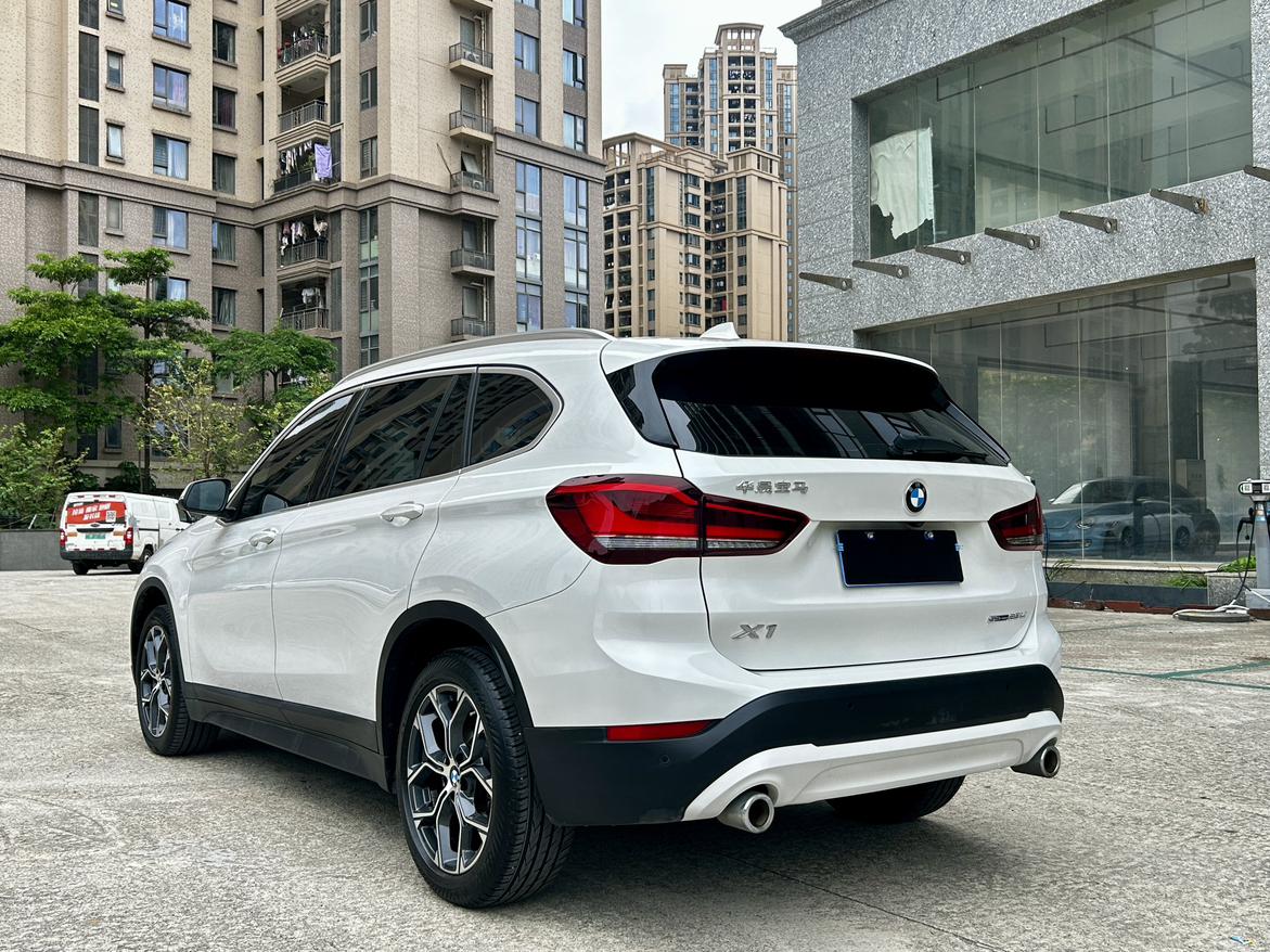 BMW X1 2021 thumb 2