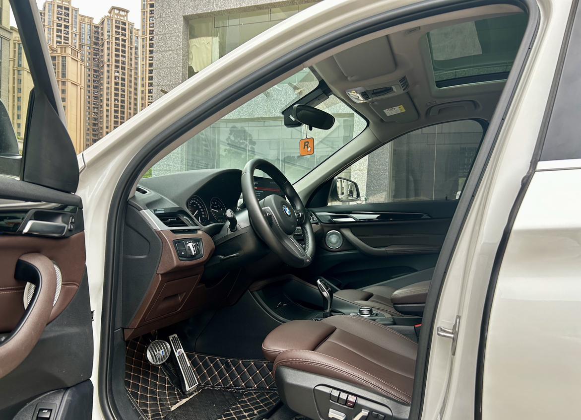 BMW X1 2021 thumb 9