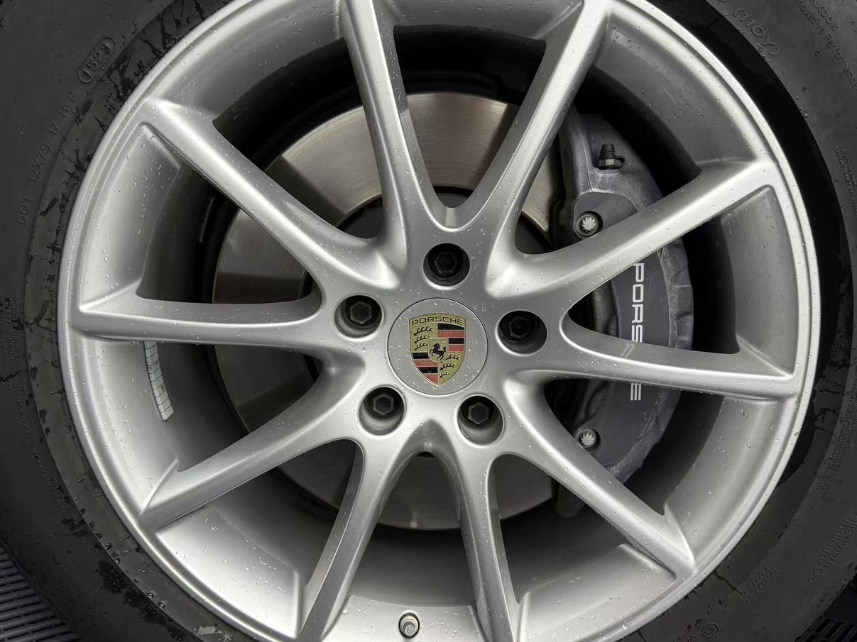 Porsche Cayenne 2024 thumb 6