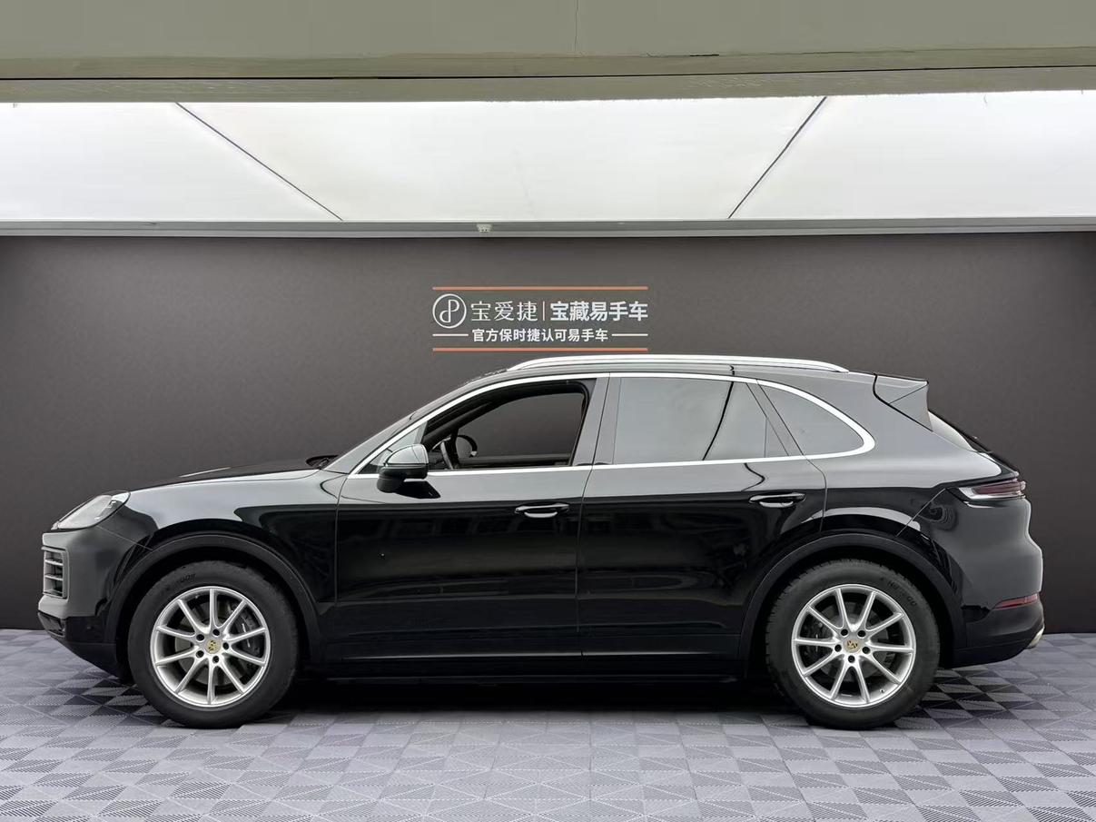 Porsche Cayenne 2024 thumb 12
