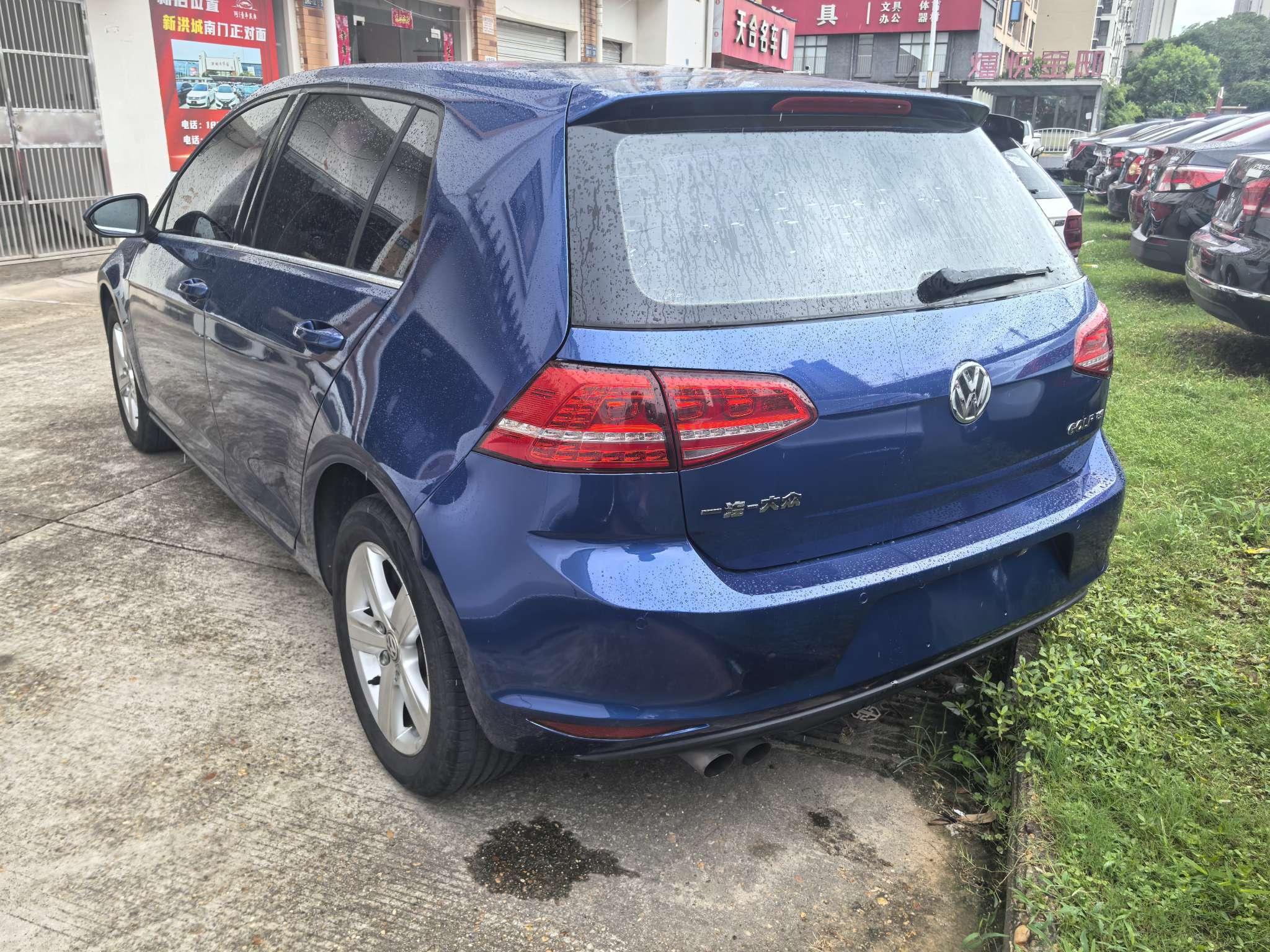 Volkswagen Golf Sportsvan 2014 thumb 2
