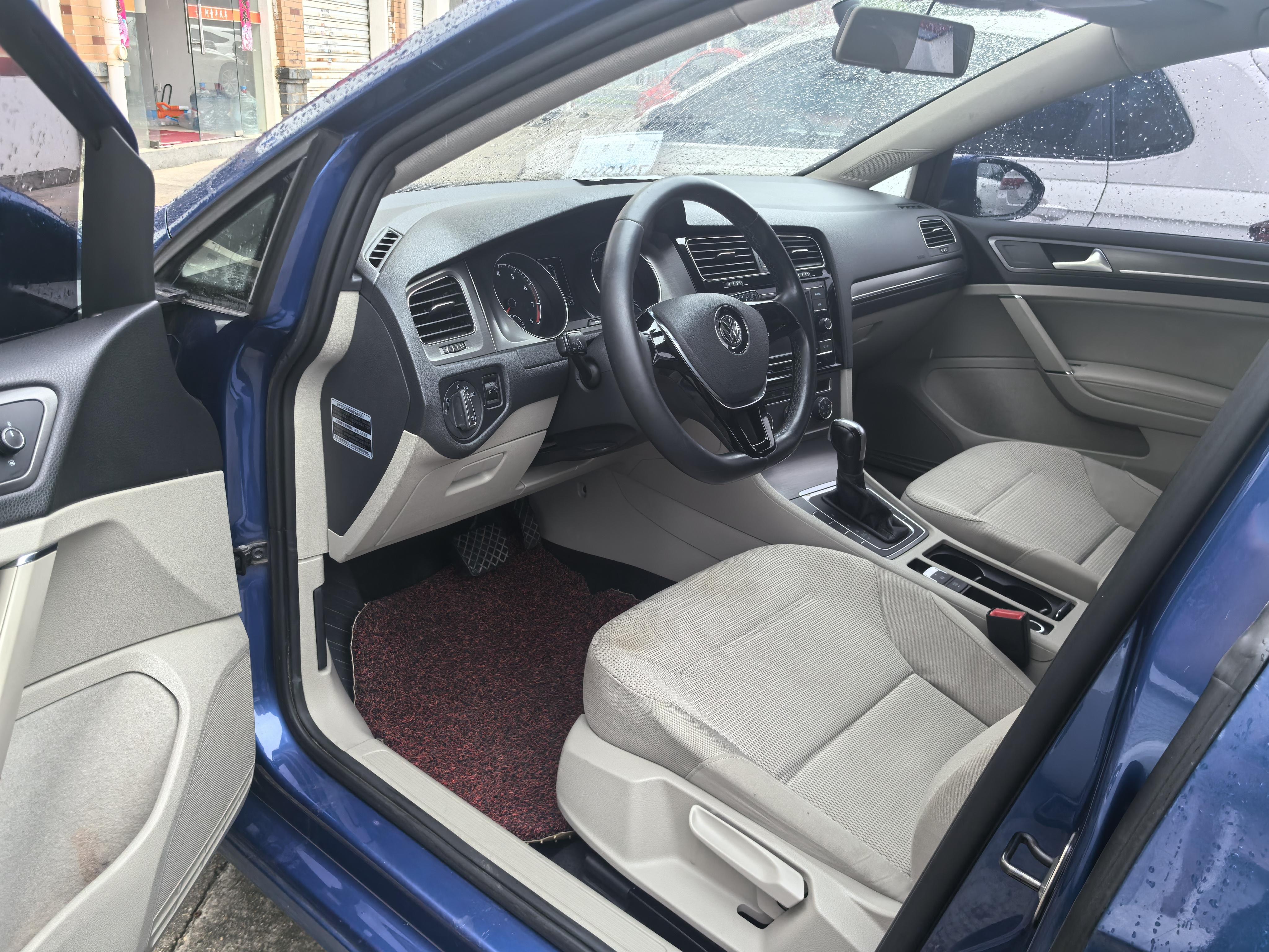 Volkswagen Golf Sportsvan 2014 thumb 7