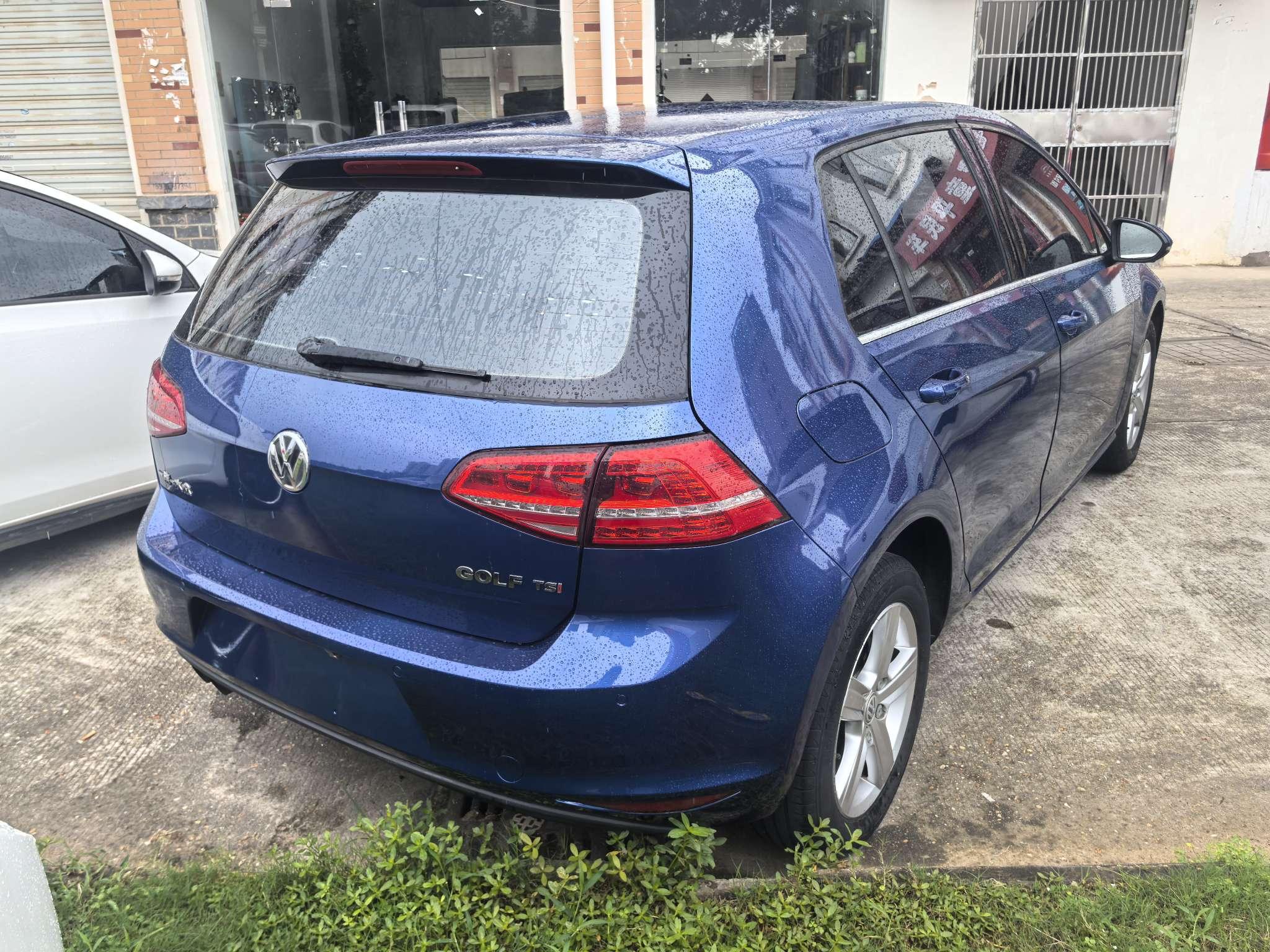 Volkswagen Golf Sportsvan 2014 thumb 12