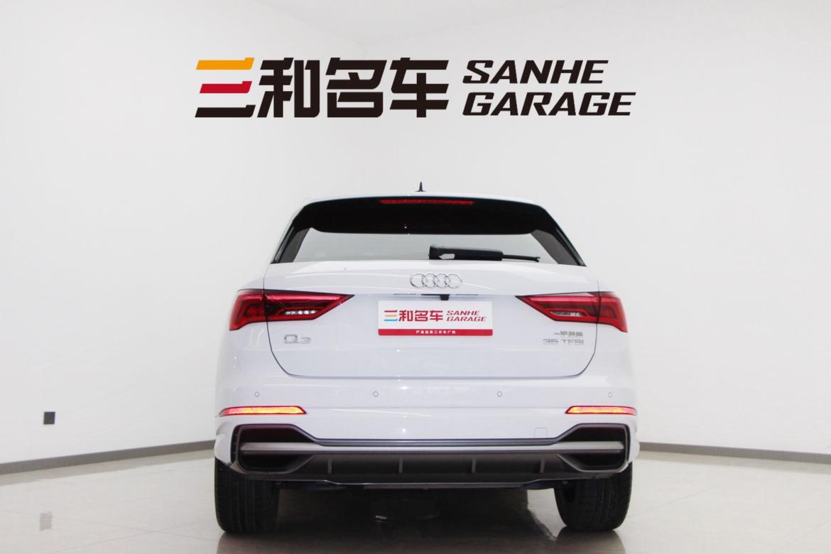 Audi Q3 2022 thumb 3