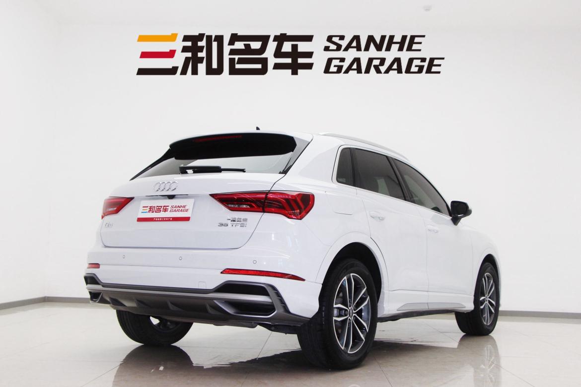 Audi Q3 2022 thumb 4