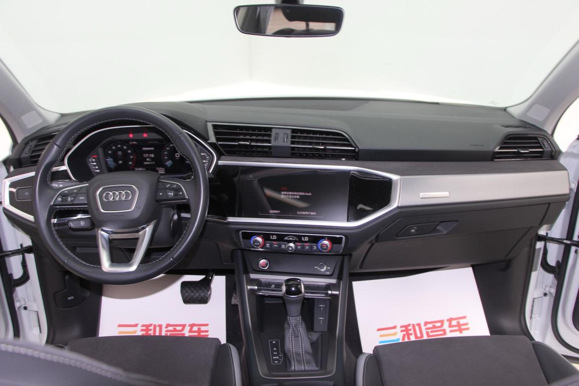 Audi Q3 2022 thumb 8