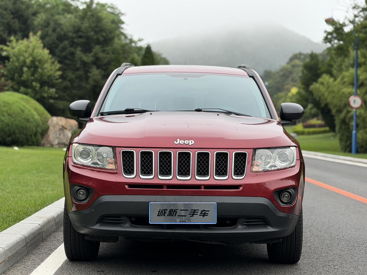 Jeep Zhi Nan Zhe 2013 thumb 9