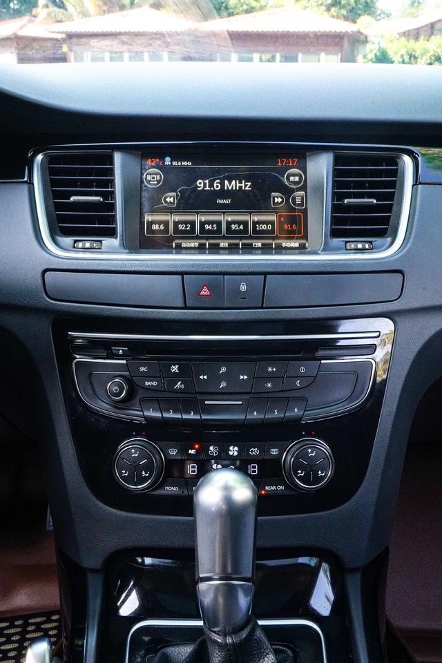 Peugeot 508 2014 thumb 9