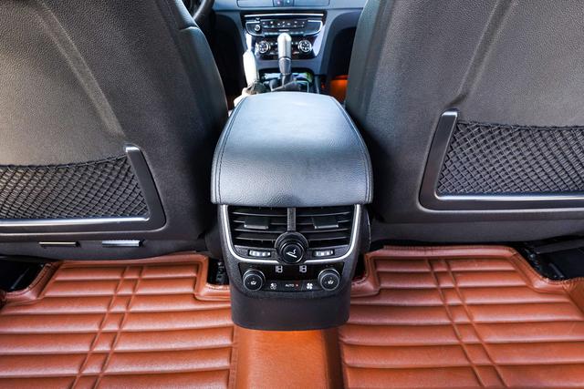Peugeot 508 2014 thumb 11