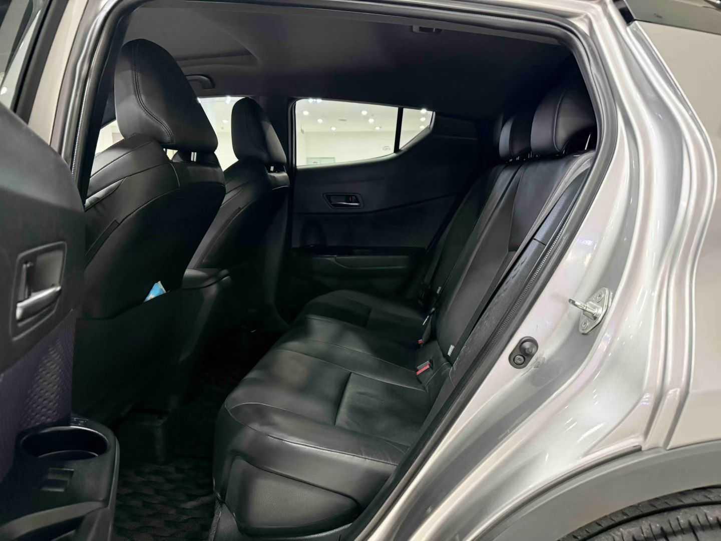 Toyota Izoa 2020 thumb 7