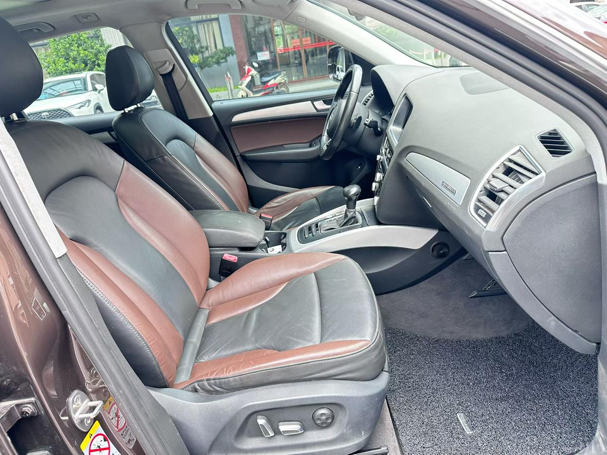 Audi Q5 2017 thumb 6