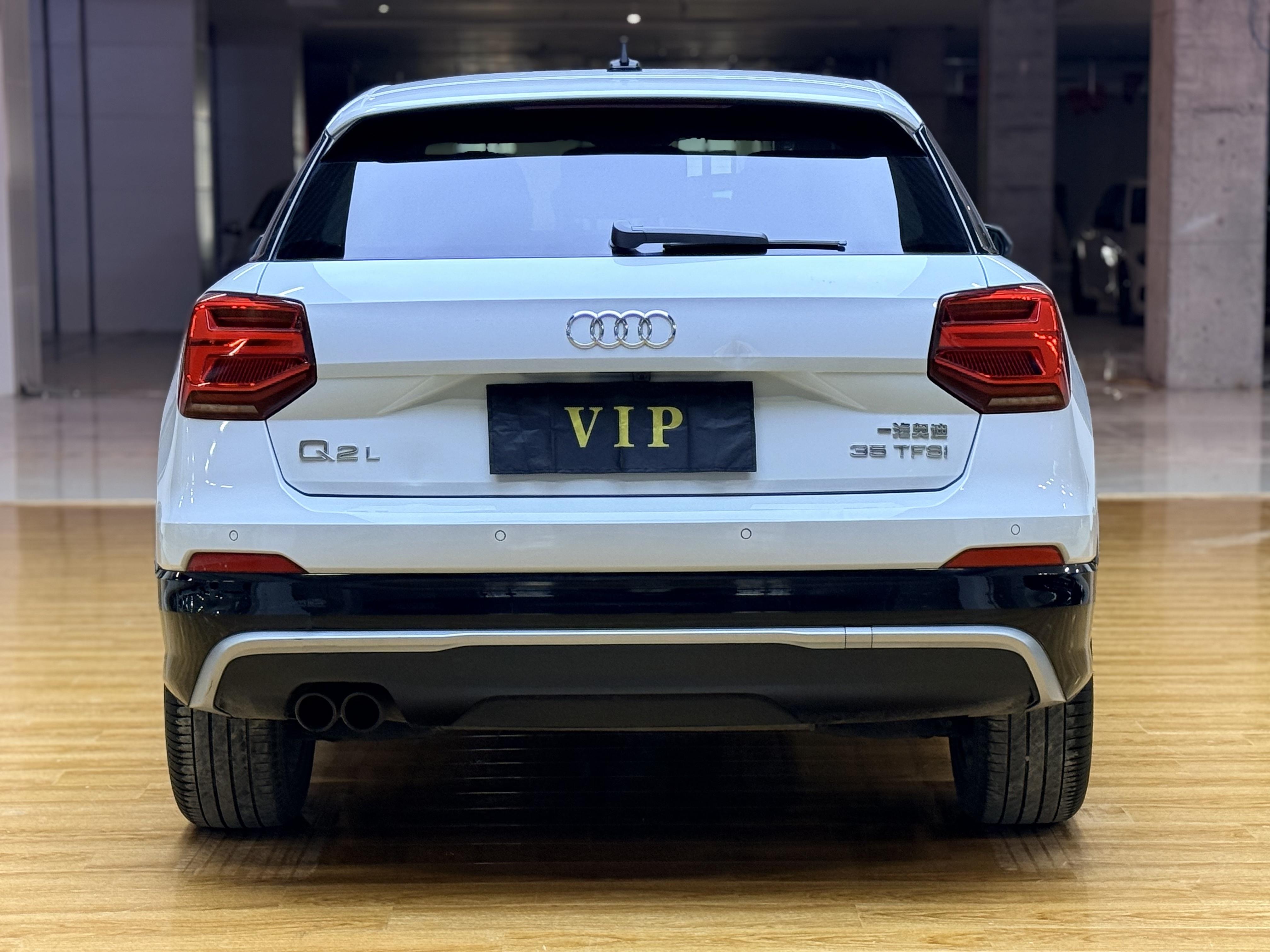 Audi Q2 2018 thumb 3