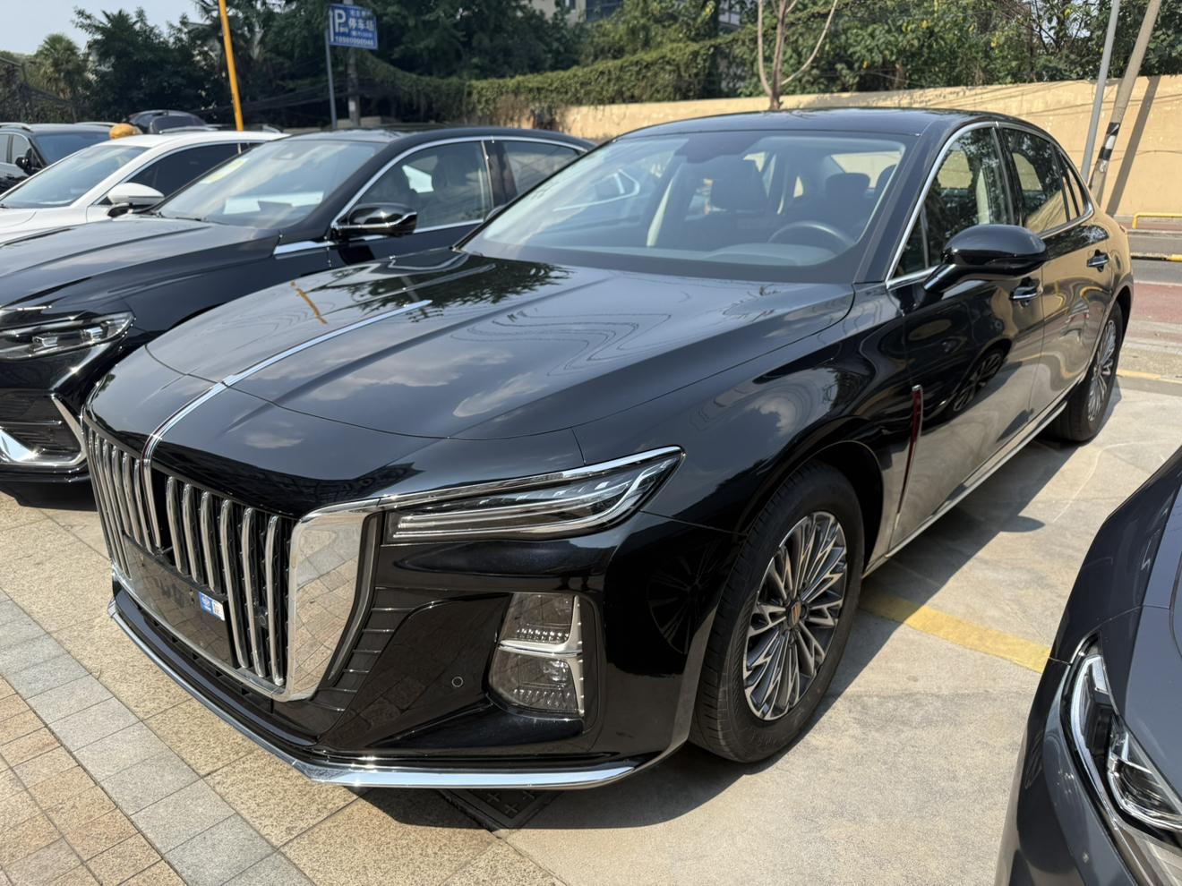 Hongqi H5 2023 thumb 11